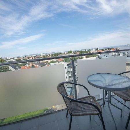 Apartman Centroom Piest'any Dış mekan fotoğraf