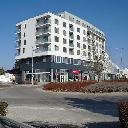 Apartman Centroom Piest'any Dış mekan fotoğraf