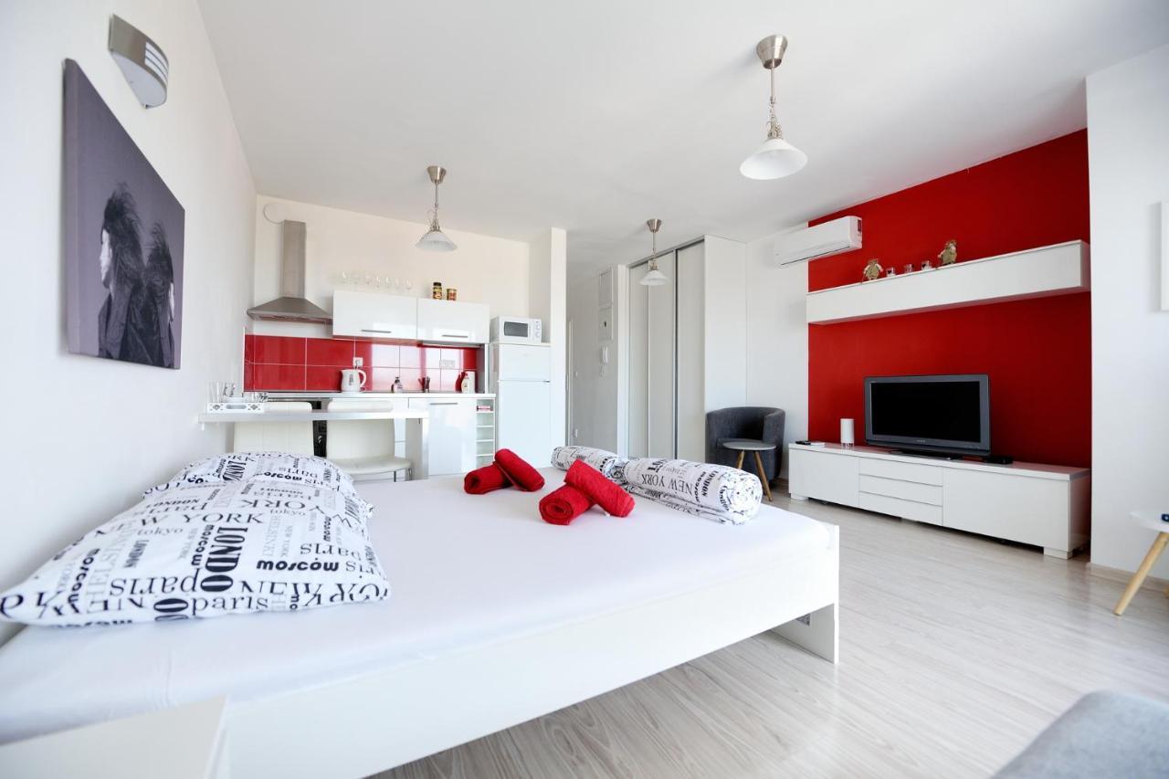 Apartman Centroom Piest'any Dış mekan fotoğraf