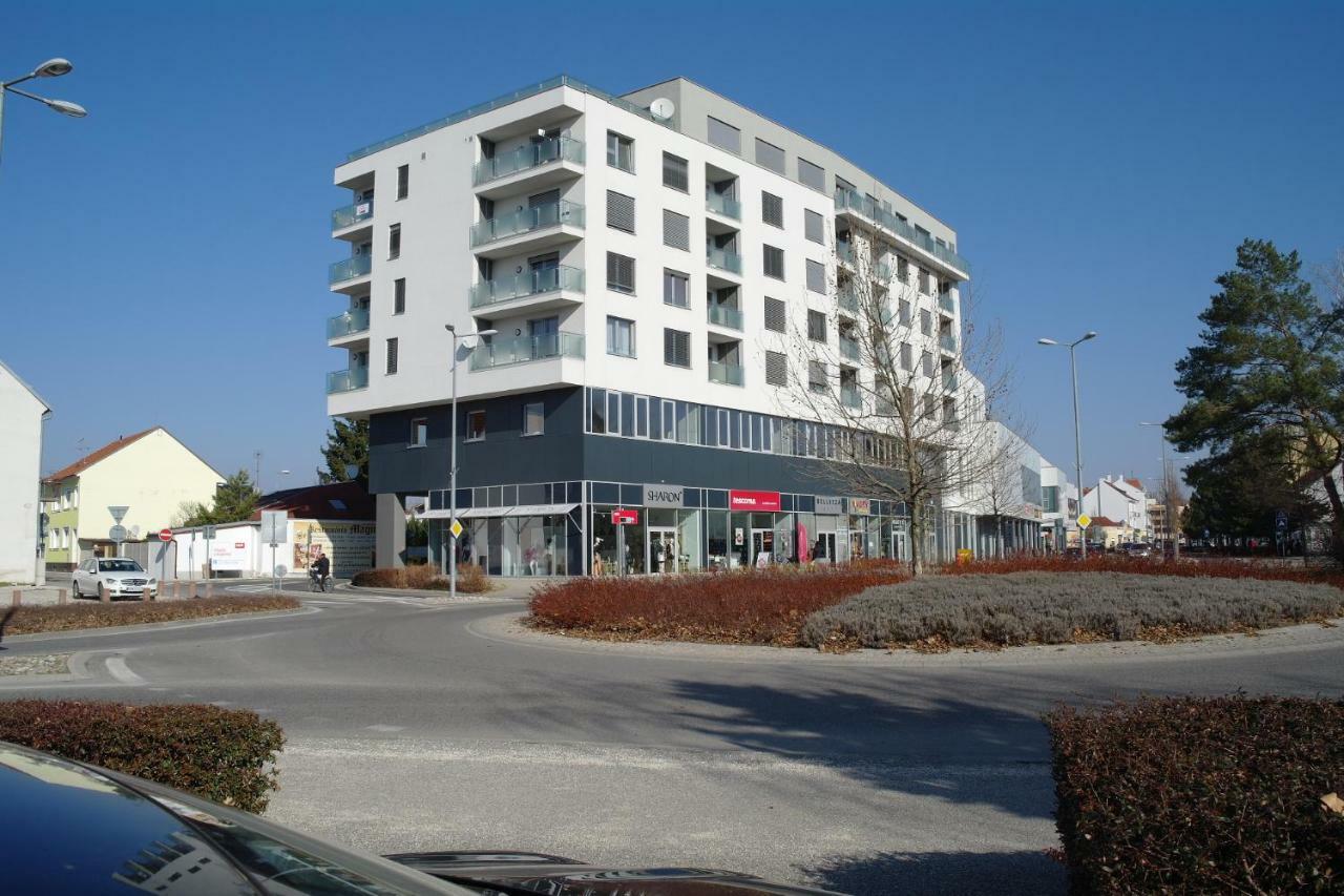 Apartman Centroom Piest'any Dış mekan fotoğraf
